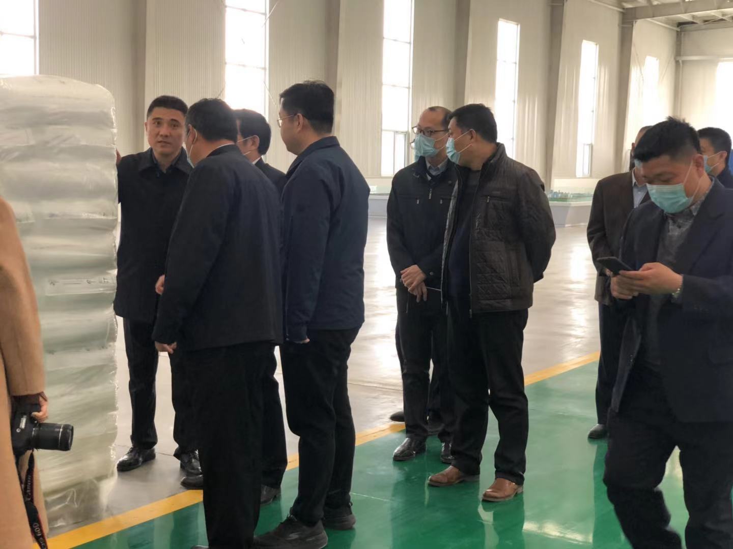 運河開發(fā)區(qū)領導來晶創(chuàng)新材料考察調(diào)研